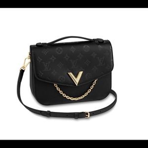 Louis Vuitton Very Messenger